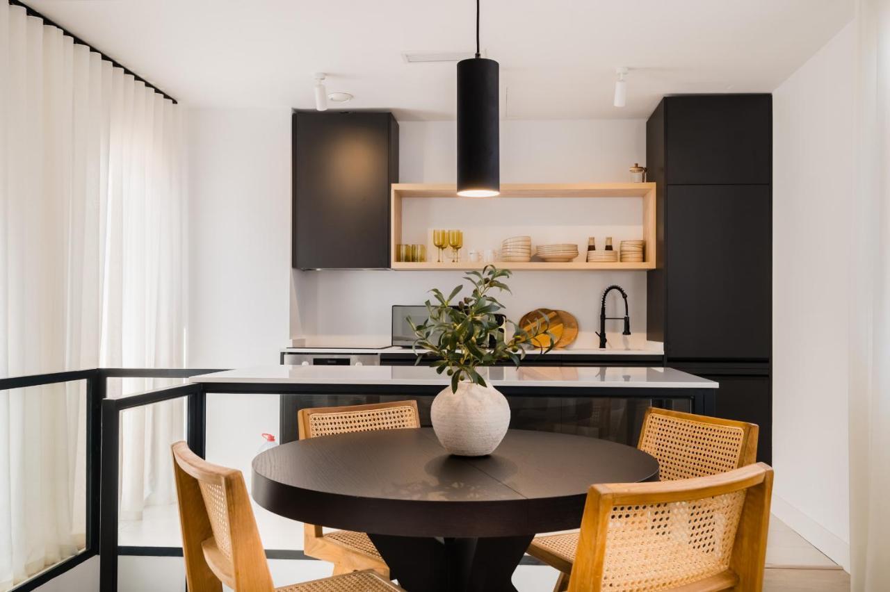 Stylish Designer Duplex-3Beds 2Baths-Puerta Carmona Centro Apartman Sevilla Kültér fotó