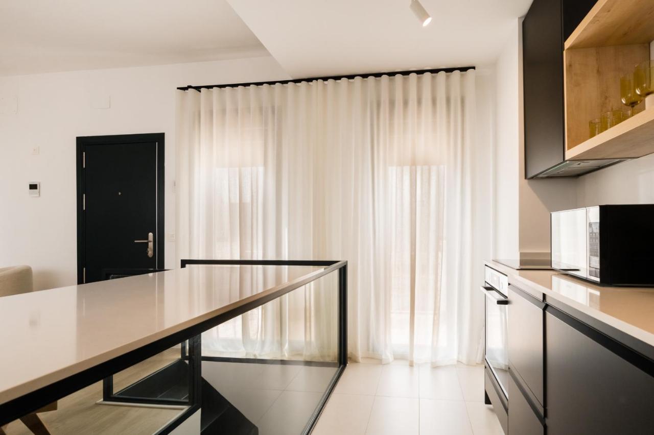 Stylish Designer Duplex-3Beds 2Baths-Puerta Carmona Centro Apartman Sevilla Kültér fotó